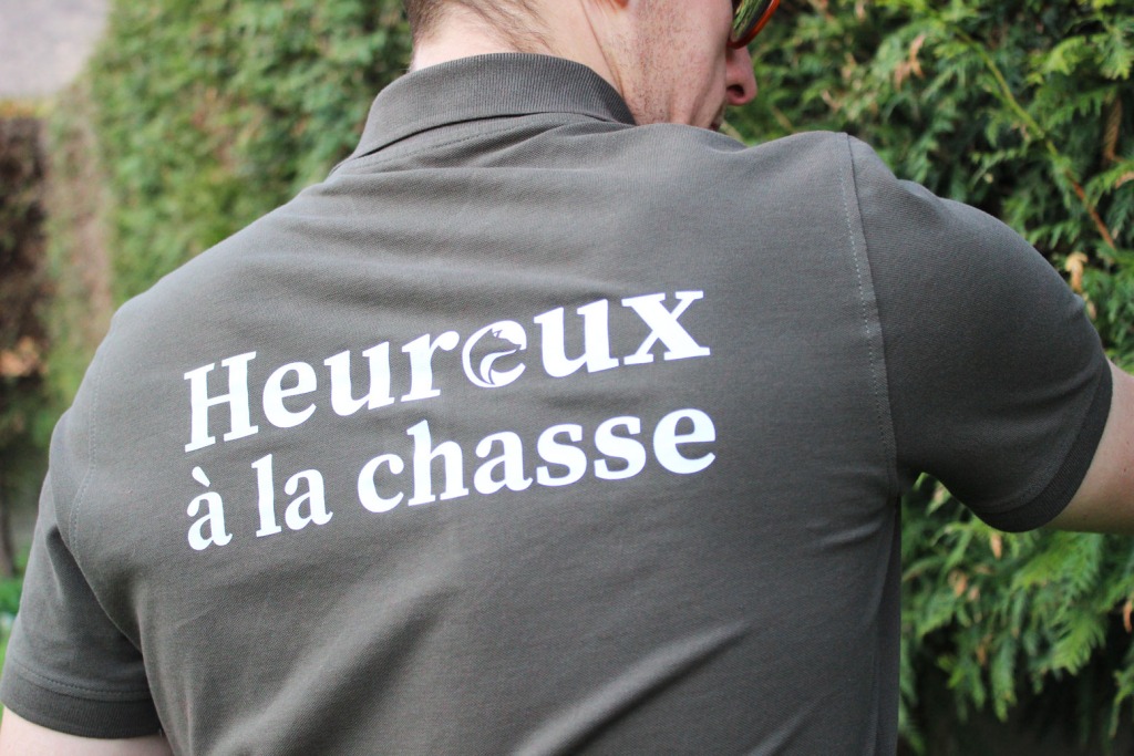 polo-homme-heureux-chasse-dos-vert-kaki