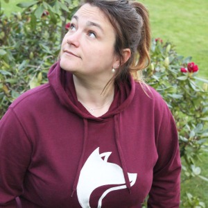 pull-femme-grand-renard-face-wine-bordeaux