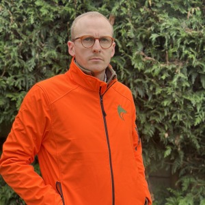 veste-softshell-orange-seekers-outdoor-face