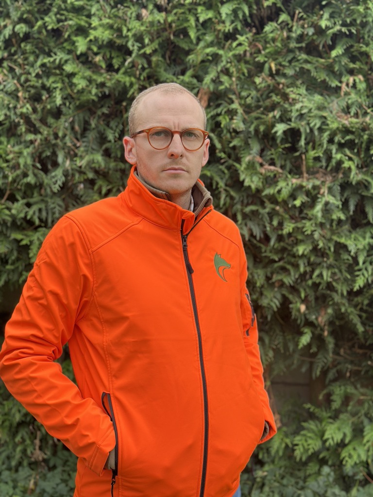 veste-softshell-orange-seekers-outdoor-face